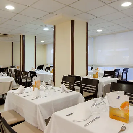 Limehome Calle Major Otel