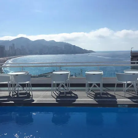 Limehome Calle Major 3* Benidorm