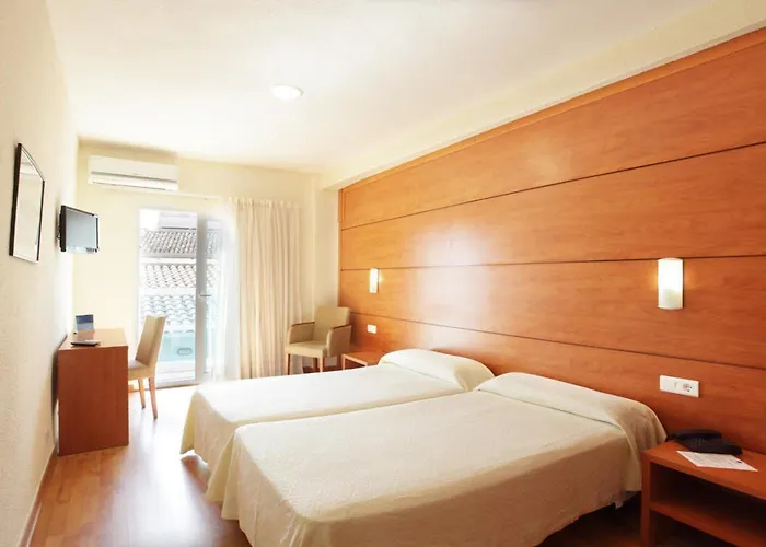 Limehome Calle Major 3*