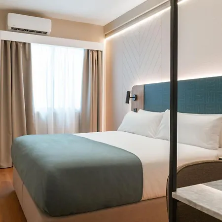 Limehome Calle Major 호텔