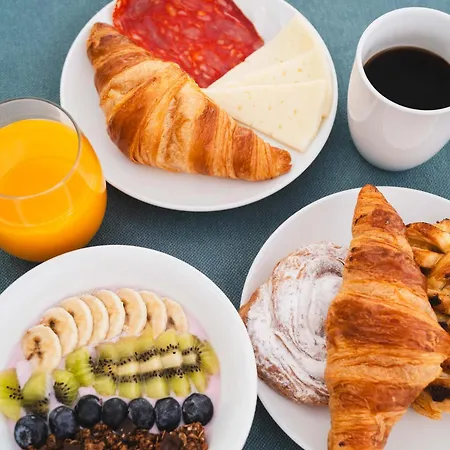 Limehome Calle Major 호텔 3*