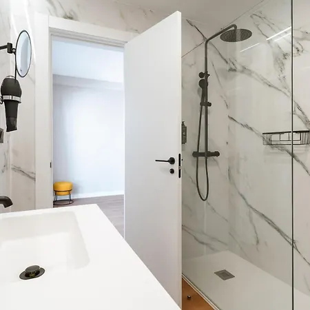 Limehome Calle Major 3* 베니돔