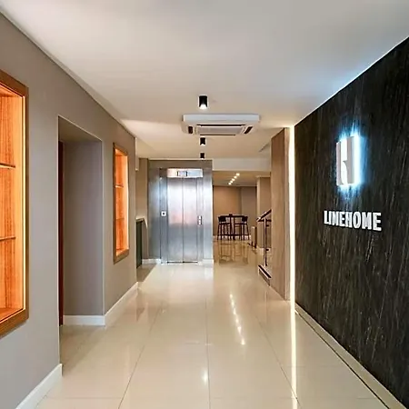 Limehome Calle Mayor 3* ベニドルム
