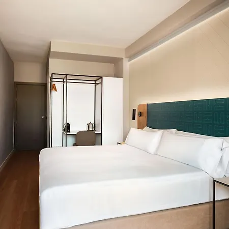 Major By Limehome Hotel 3*