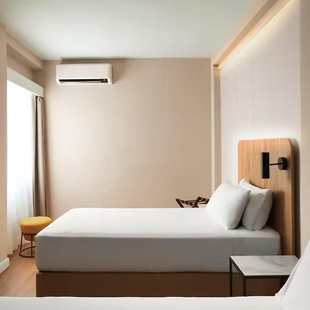 Major By Limehome Benidorm