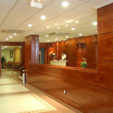 Major By Limehome Hotel 3*