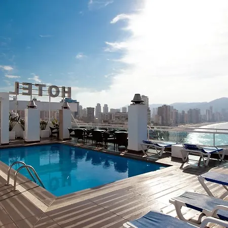 Limehome Calle Major 호텔