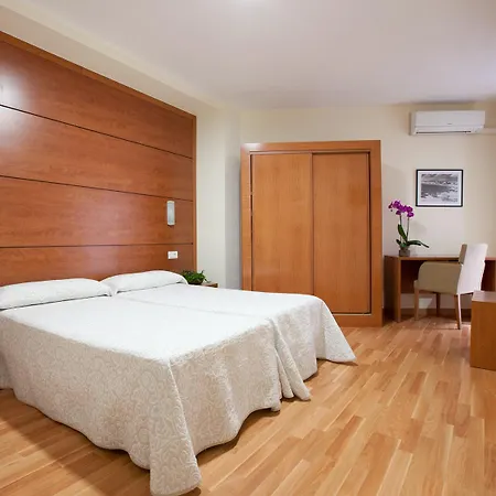 Hotell Limehome Calle Major