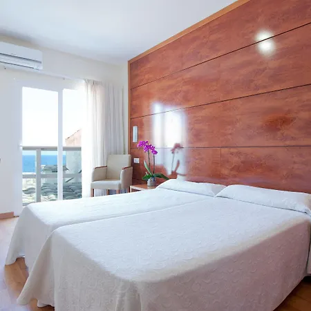 Limehome Calle Major Hotell 3*