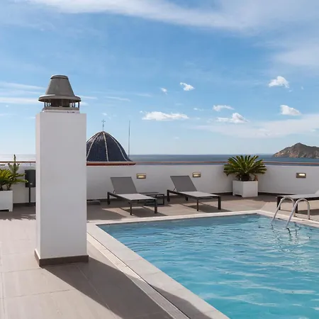 Limehome Calle Major 3*