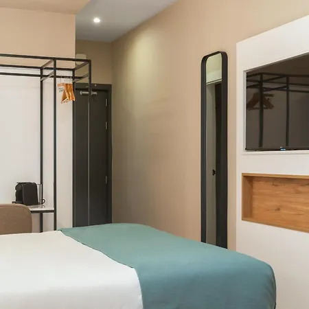 Limehome Calle Major Hotell