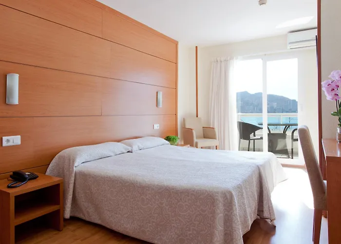 Limehome Calle Major Hotel 3*