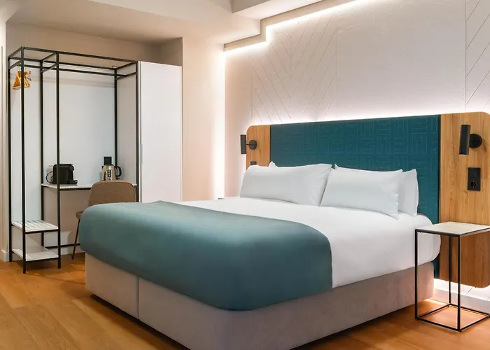 Hotel Limehome Calle Major 3*