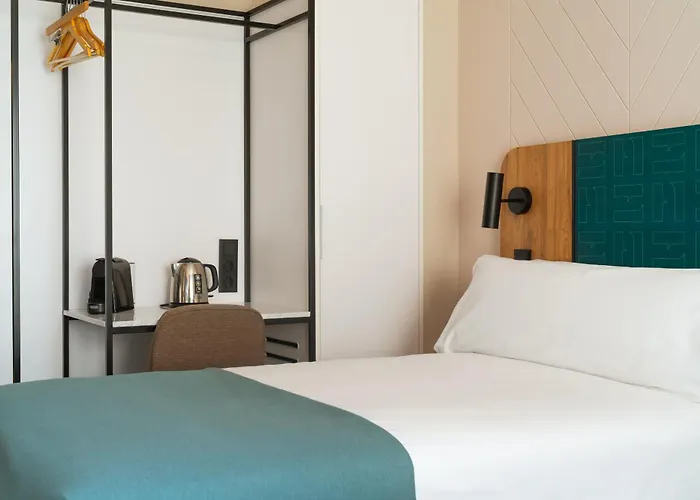 Hotel Limehome Calle Major 3*
